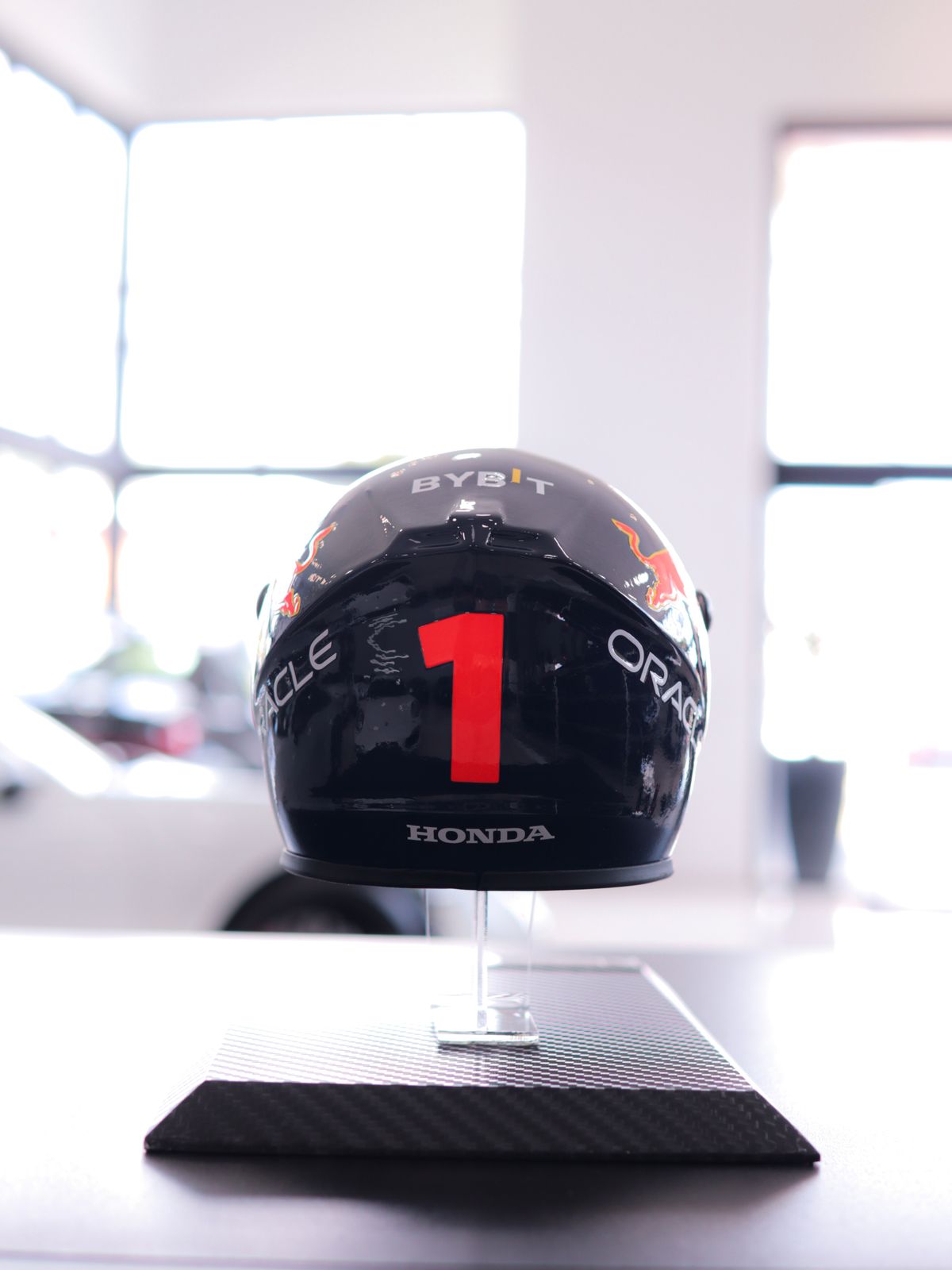 Capacete - Modelo 1 - Verso