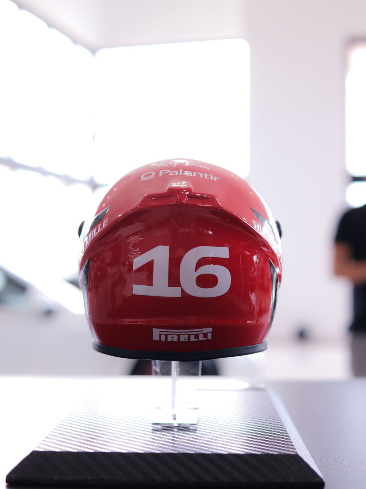 Capacete - Modelo 3 - Verso